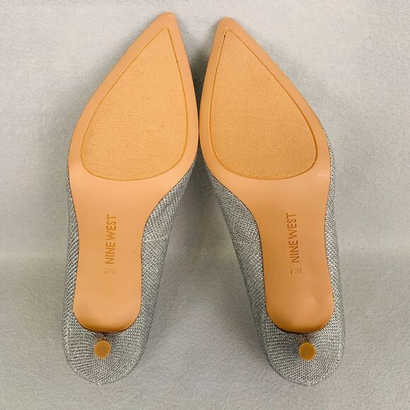 Nine West Silver Metallic Heels 7.5 Pointed Toe Pumps Wedding Party Shoes - Picture 5 of 6